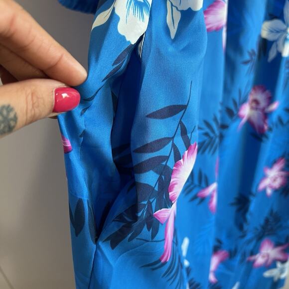 VTG Hilo Hattie’s Hawaii Floral Blue Muumuu Single Pocket One Size Long- JL396 - Picture 5 of 7